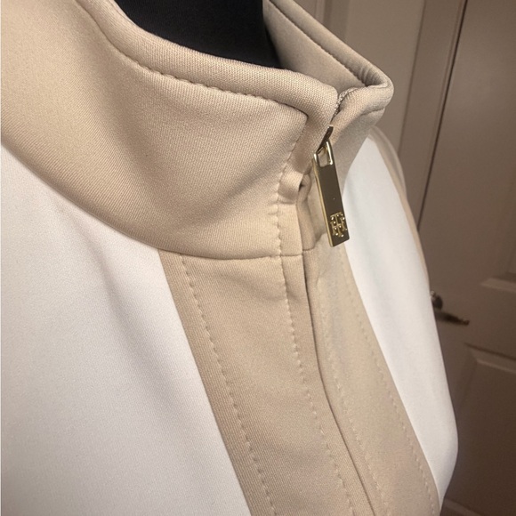 Tommy Hilfiger Elegant White and Tan  Sleeveless Dress - Picture 12 of 16